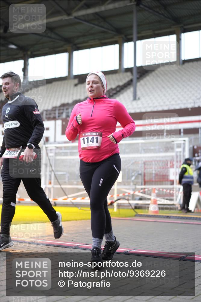 07.12.2025 - St. Pauli X-Mass-Run No. 15 Patografie http://msf.ph/oto/9369226 07.12.2025 11:23:11 Ziel 21, 69, 1141, 2023, 2373, 2821, 2823, 4249, 4824 meine-sportfotos.de
