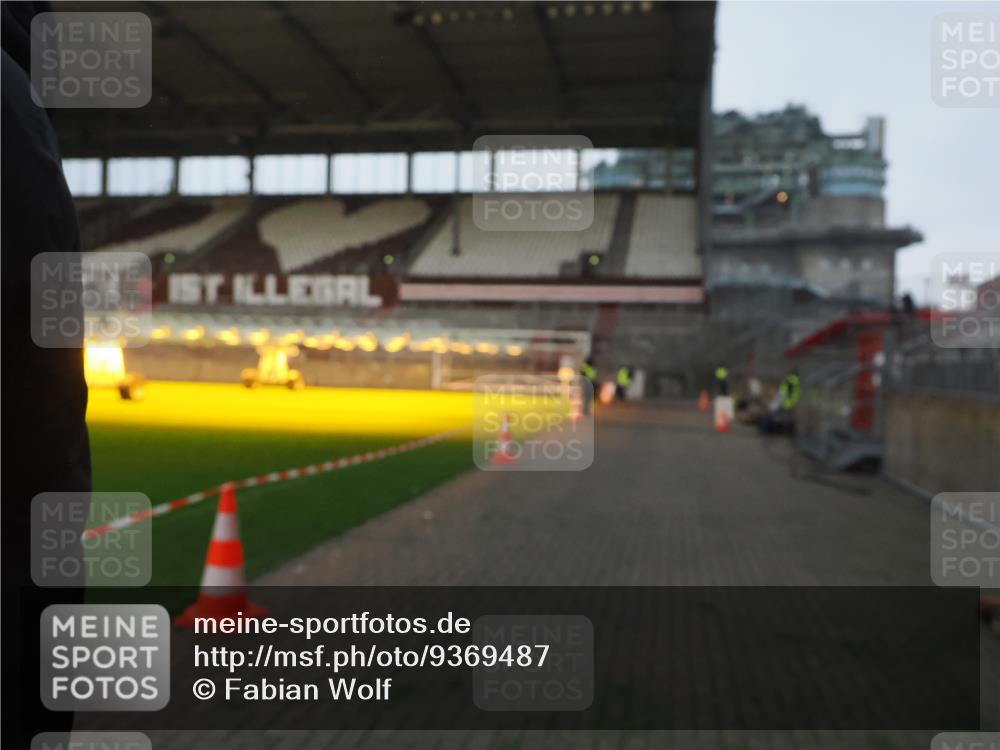 07.12.2025 - St. Pauli X-Mass-Run No. 15 Fabian Wolf http://msf.ph/oto/9369487 07.12.2025 09:58:50 Ziel 532, 655, 1003, 1115, 1528, 1542, 1782, 1785, 2392, 3308 meine-sportfotos.de