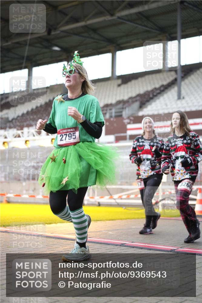 07.12.2025 - St. Pauli X-Mass-Run No. 15 Patografie http://msf.ph/oto/9369543 07.12.2025 11:26:09 Ziel 610, 624, 674, 678, 1344, 1345, 1356, 1498, 1501, 2059, 2063, 2066, 2069, 2074, 2088, 2124, 2145, 2161, 2166, 2198, 2255, 2260, 2265, 2637, 2786, 2795, 3068, 3094, 3217, 3257, 3258, 3260, 3261, 3607 meine-sportfotos.de
