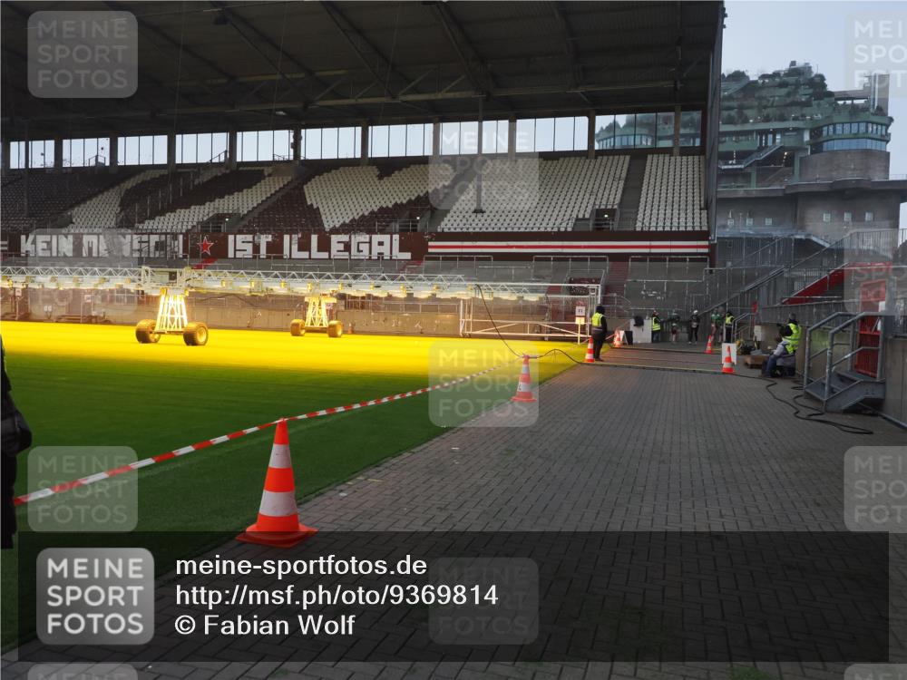 07.12.2025 - St. Pauli X-Mass-Run No. 15 Fabian Wolf http://msf.ph/oto/9369814 07.12.2025 09:59:54 Ziel 910, 911, 934, 1112, 2186, 2729, 2964 meine-sportfotos.de