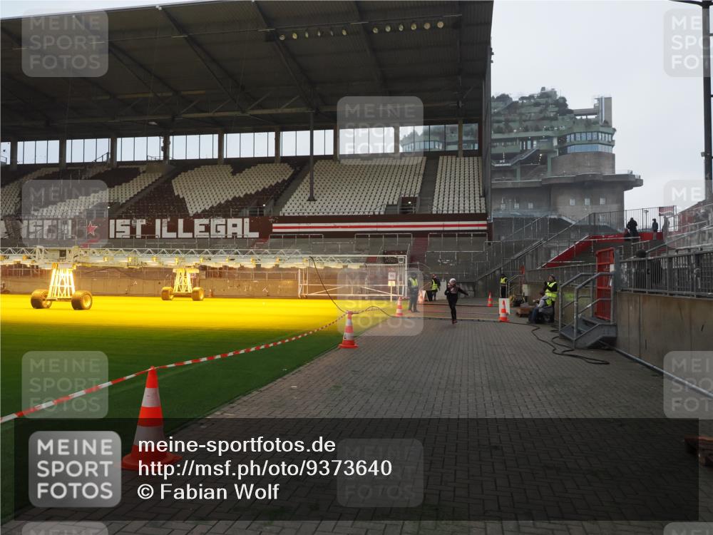 07.12.2025 - St. Pauli X-Mass-Run No. 15 Fabian Wolf http://msf.ph/oto/9373640 07.12.2025 09:56:27 Ziel 1483, 3255 meine-sportfotos.de