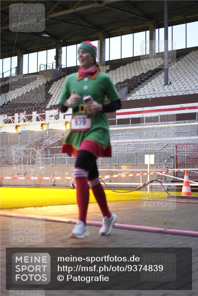 07.12.2025 - St. Pauli X-Mass-Run No. 15 Patografie http://msf.ph/oto/9374839 07.12.2025 09:59:08 Ziel 939, 1120, 2529, 3147, 3345 meine-sportfotos.de