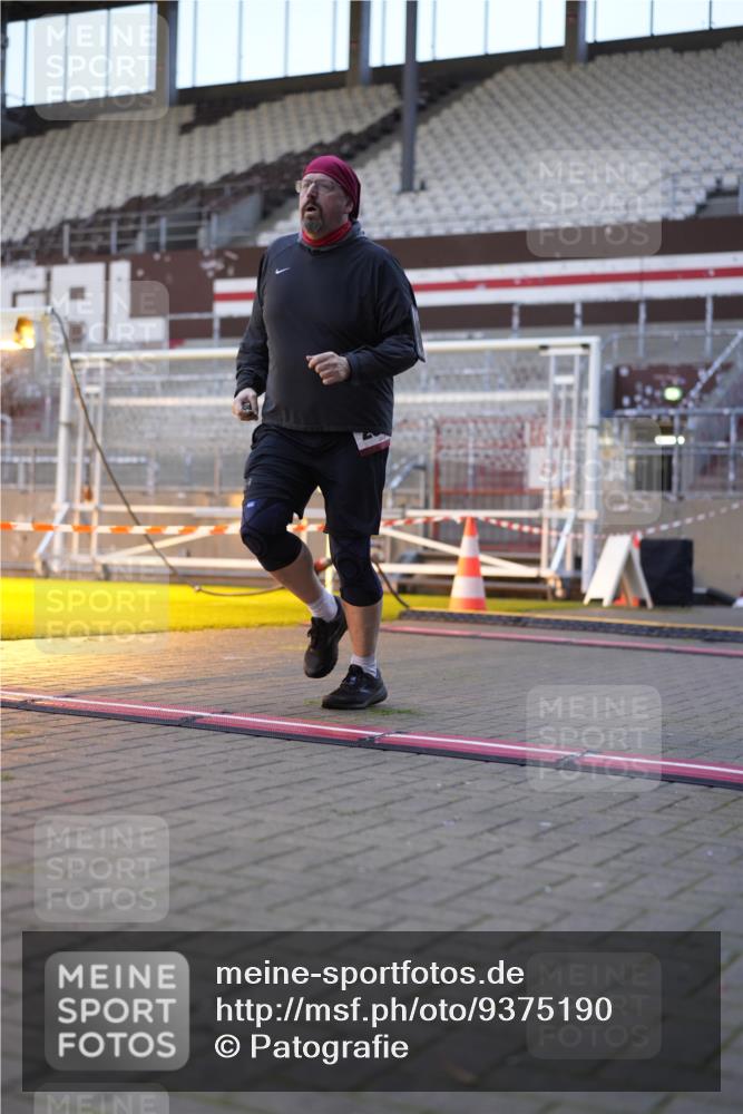 07.12.2025 - St. Pauli X-Mass-Run No. 15 Patografie http://msf.ph/oto/9375190 07.12.2025 10:01:08 Ziel 780, 783, 801, 1887, 1892, 2378, 2528 meine-sportfotos.de