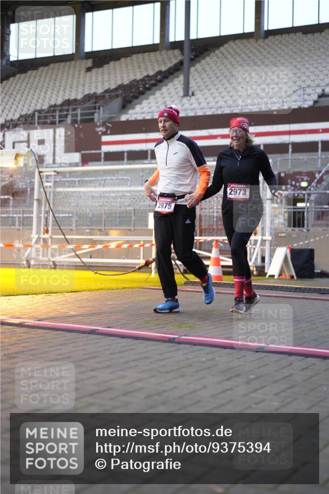 07.12.2025 - St. Pauli X-Mass-Run No. 15 Patografie http://msf.ph/oto/9375394 07.12.2025 10:03:14 Ziel 177, 460, 963, 965, 1118, 1594, 2682, 2973, 2975 meine-sportfotos.de