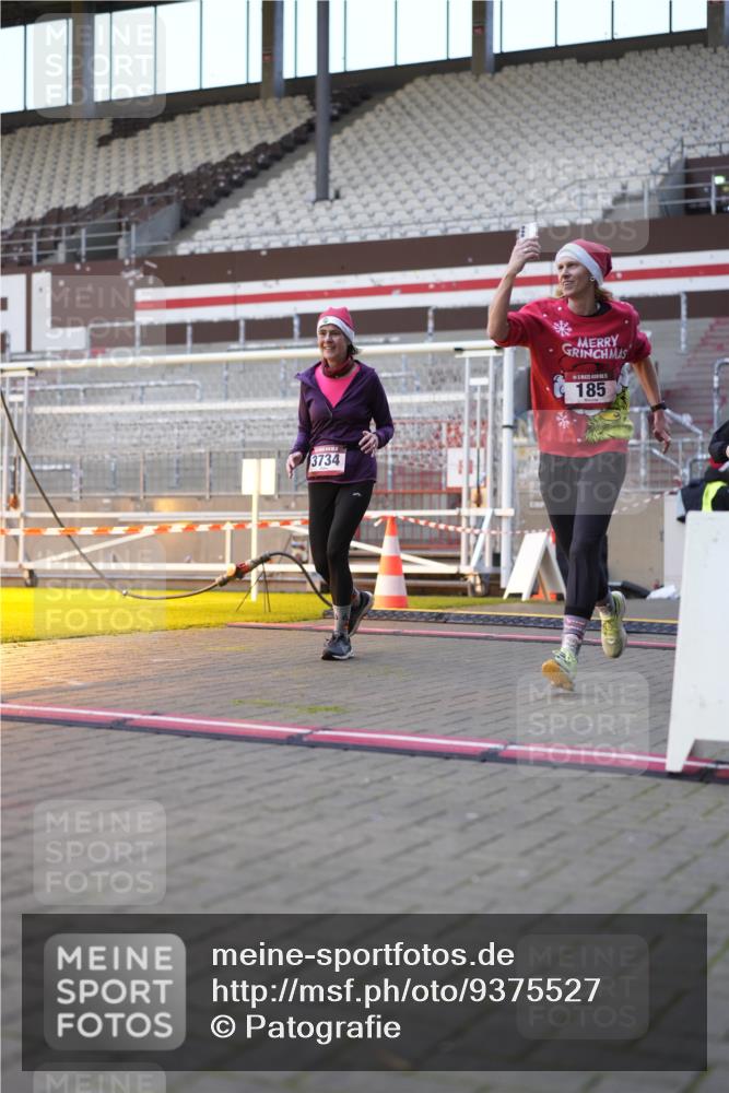 07.12.2025 - St. Pauli X-Mass-Run No. 15 Patografie http://msf.ph/oto/9375527 07.12.2025 10:03:36 Ziel 185, 213, 214, 358, 399, 940, 984, 1023, 1263, 1264, 1307, 1394, 1425, 1506, 1888, 2002, 2366, 2380, 3334, 3734, 4193, 4239, 4660, 4667, 4679, 4680 meine-sportfotos.de
