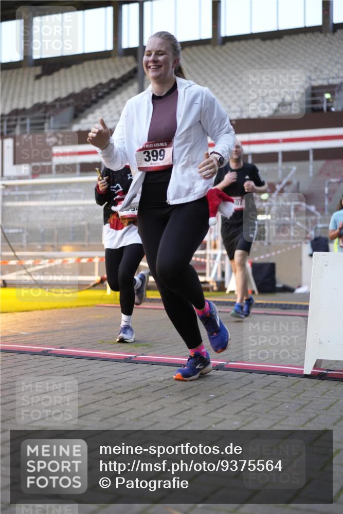 07.12.2025 - St. Pauli X-Mass-Run No. 15 Patografie http://msf.ph/oto/9375564 07.12.2025 10:03:39 Ziel 185, 213, 214, 358, 399, 940, 984, 1023, 1263, 1264, 1307, 1394, 1425, 1506, 1888, 2002, 2366, 2380, 3334, 3734, 4660, 4667, 4679, 4680 meine-sportfotos.de