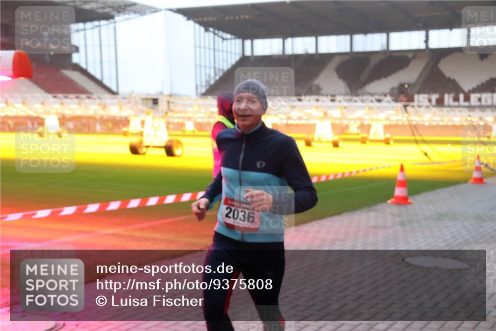 07.12.2025 - St. Pauli X-Mass-Run No. 15 Luisa Fischer http://msf.ph/oto/9375808 07.12.2025 09:54:49 Ziel 2036, 1375, 1598, 2036, 2133, 2209, 2651, 2703, 2900, 3310, 3338 meine-sportfotos.de