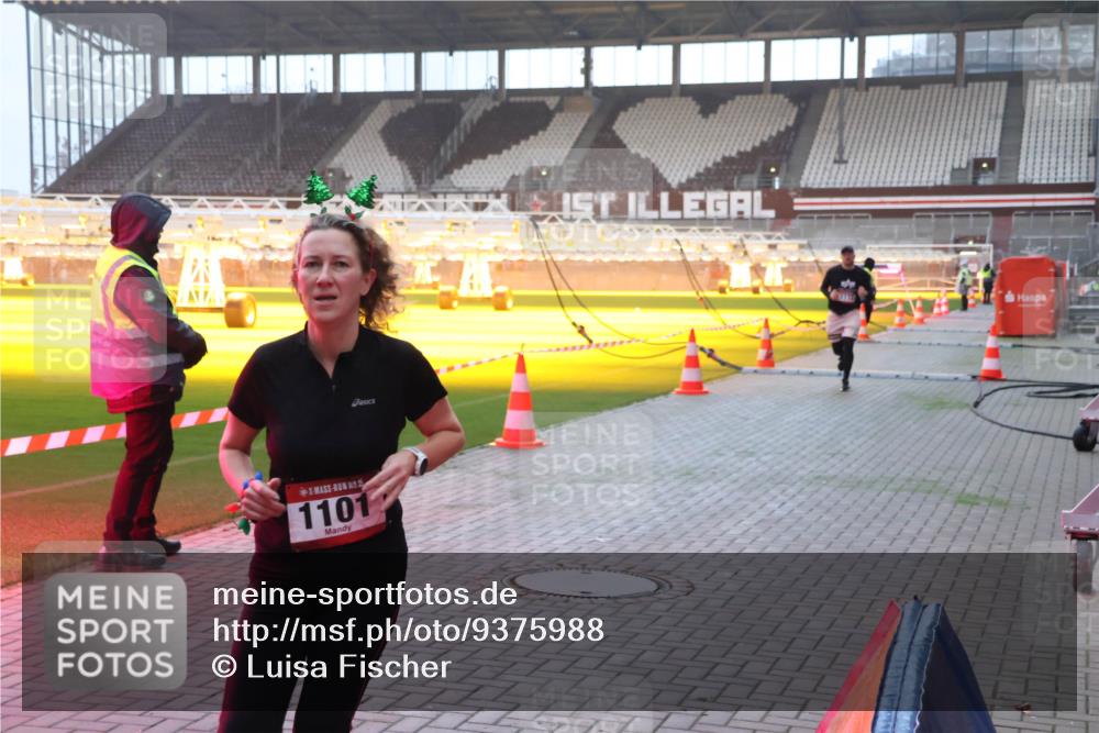 07.12.2025 - St. Pauli X-Mass-Run No. 15 Luisa Fischer http://msf.ph/oto/9375988 07.12.2025 09:55:35 Ziel 1101, 1101, 1113, 1649, 1655, 1722, 2703, 4087, 4088 meine-sportfotos.de