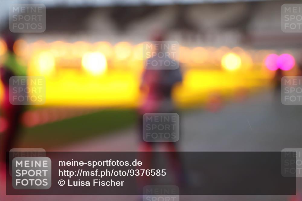 07.12.2025 - St. Pauli X-Mass-Run No. 15 Luisa Fischer http://msf.ph/oto/9376585 07.12.2025 09:58:44 Ziel 238, 261, 441, 483, 532, 1003, 1173, 1528, 1603, 1633, 1774, 2205, 3405, 3515, 4031, 4206 meine-sportfotos.de