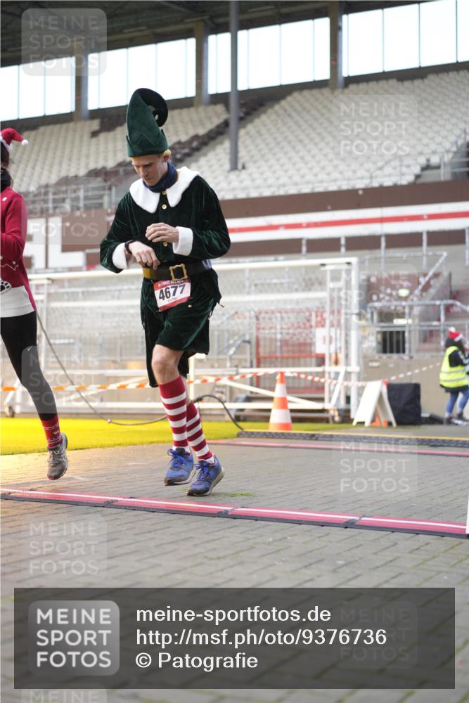 07.12.2025 - St. Pauli X-Mass-Run No. 15 Patografie http://msf.ph/oto/9376736 07.12.2025 10:06:10 Ziel 127, 148, 180, 187, 468, 893, 967, 969, 1119, 1788, 1832, 1937, 2894, 2968, 3093, 3172, 3196, 3812, 3814, 3859, 4235, 4236, 4237, 4246, 4251, 4657, 4665, 4670, 4672, 4676, 4677, 4736, 4739 meine-sportfotos.de