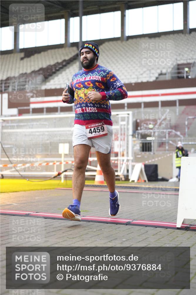 07.12.2025 - St. Pauli X-Mass-Run No. 15 Patografie http://msf.ph/oto/9376884 07.12.2025 10:06:26 Ziel 34, 150, 187, 562, 1369, 1479, 1480, 1832, 1946, 3213, 3232, 3534, 3535, 3536, 3537, 4459, 4672 meine-sportfotos.de