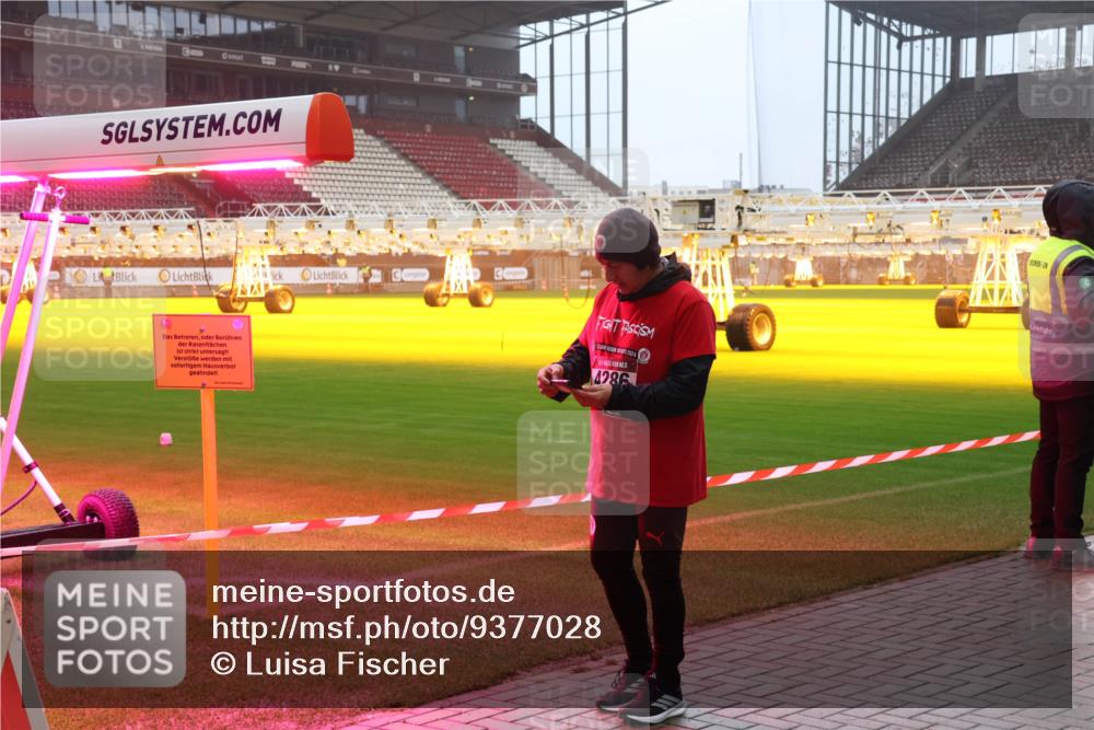 07.12.2025 - St. Pauli X-Mass-Run No. 15 Luisa Fischer http://msf.ph/oto/9377028 07.12.2025 10:25:20 Ziel 2824, 4286, 915, 974, 1012, 1986, 1987, 1995, 2071, 3152, 3962, 4078, 4079, 4091, 4092, 4135, 4136, 4155, 4177, 4335, 4431, 4474, 4496, 4497, 4513, 4514, 4530, 4541, 4542, 4766, 4780, 4846 meine-sportfotos.de