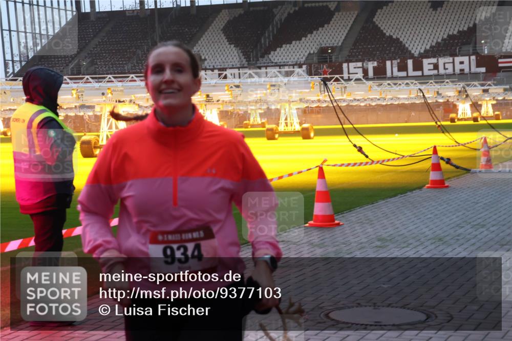 07.12.2025 - St. Pauli X-Mass-Run No. 15 Luisa Fischer http://msf.ph/oto/9377103 07.12.2025 10:00:16 Ziel 934, 488, 802, 910, 911, 934, 961, 1112, 1333, 1354, 1360, 1404, 1763, 2140, 2141, 2186, 2204, 2207, 2729, 2964, 3513, 4029, 4051, 4052, 4465 meine-sportfotos.de