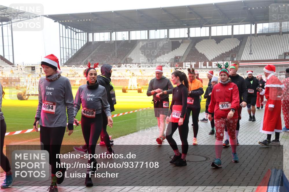 07.12.2025 - St. Pauli X-Mass-Run No. 15 Luisa Fischer http://msf.ph/oto/9377108 07.12.2025 10:25:30 Ziel 4694, 4689, 451, 4140, 136, 915, 4431, 915, 974, 1012, 1247, 1631, 1977, 1987, 1995, 2029, 3152, 3962, 4078, 4079, 4091, 4092, 4118, 4119, 4121, 4135, 4136, 4155, 4177, 4201, 4204, 4284, 4335, 4431, 4445, 4474, 4482, 4485, 4496, 4497, 4513, 4514, 4530, 4541, 4542, 4846 meine-sportfotos.de