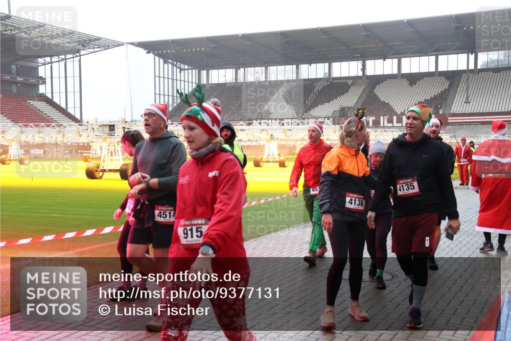 07.12.2025 - St. Pauli X-Mass-Run No. 15 Luisa Fischer http://msf.ph/oto/9377131 07.12.2025 10:25:33 Ziel 4514, 915, 45, 4136, 4135, 915, 974, 1012, 1247, 1631, 1977, 1987, 1995, 2029, 3152, 3962, 4078, 4079, 4091, 4092, 4118, 4119, 4121, 4135, 4136, 4155, 4177, 4201, 4204, 4284, 4335, 4431, 4445, 4474, 4482, 4485, 4496, 4497, 4513, 4514, 4530, 4541, 4542, 4846 meine-sportfotos.de