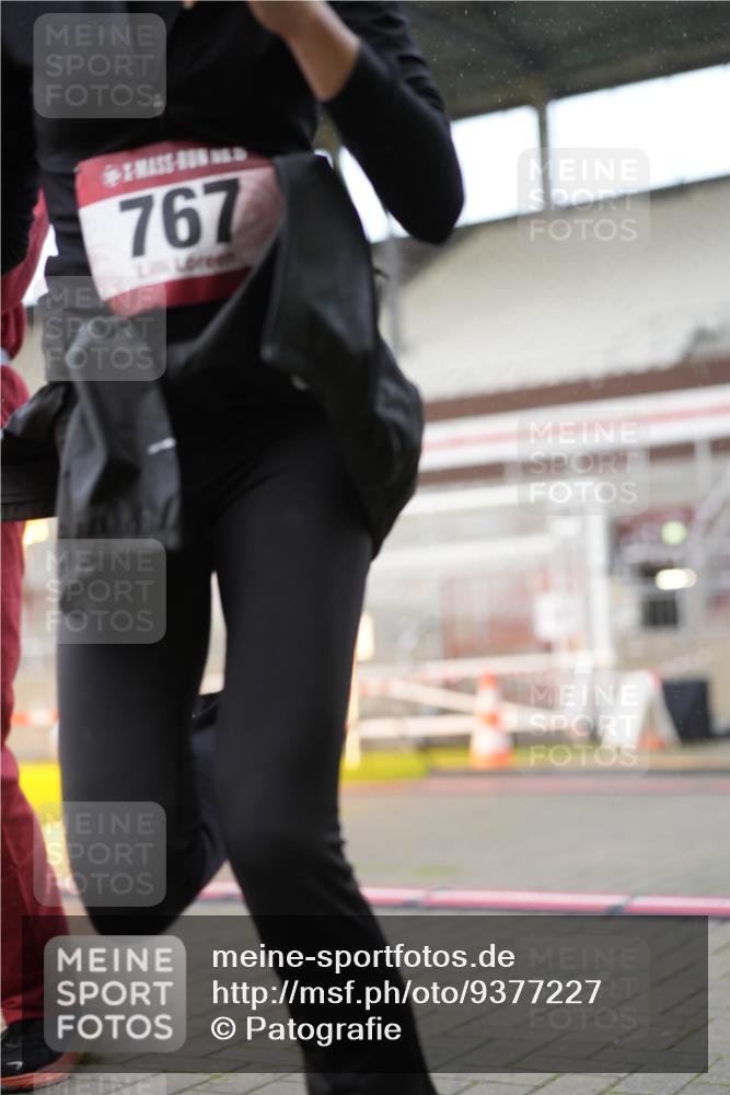 07.12.2025 - St. Pauli X-Mass-Run No. 15 Patografie http://msf.ph/oto/9377227 07.12.2025 10:07:20 Ziel 256, 265, 272, 517, 657, 685, 716, 767, 1187, 1234, 2983 meine-sportfotos.de