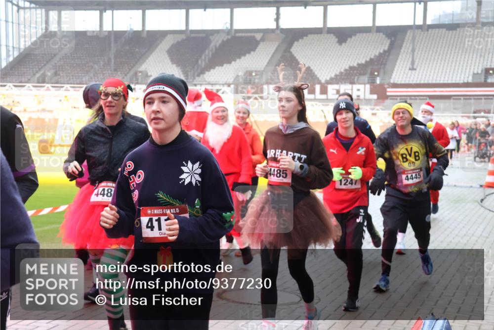 07.12.2025 - St. Pauli X-Mass-Run No. 15 Luisa Fischer http://msf.ph/oto/9377230 07.12.2025 10:25:50 Ziel 448, 15, 41, 4485, 1247, 09, 4445, 50, 129, 211, 404, 1012, 1069, 1247, 1631, 1977, 1987, 1995, 2029, 2680, 3742, 3779, 3962, 4118, 4119, 4121, 4162, 4164, 4201, 4202, 4204, 4284, 4335, 4372, 4373, 4431, 4445, 4474, 4482, 4485, 4501, 4513, 4514, 4846 meine-sportfotos.de