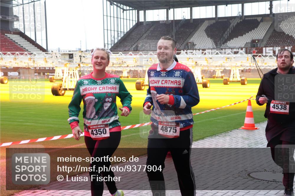 07.12.2025 - St. Pauli X-Mass-Run No. 15 Luisa Fischer http://msf.ph/oto/9377904 07.12.2025 10:28:28 Ziel 1, 15, 4350, 15, 4875, 4538, 175, 1507, 1717, 1742, 1745, 2060, 2101, 2188, 2526, 2677, 2723, 3154, 3156, 3395, 3412, 3413, 3454, 3458, 3472, 3706, 3707, 3713, 3727, 3729, 3730, 3879, 3881, 3883, 4064, 4065, 4132, 4133, 4159, 4160, 4189, 4245, 4344, 4350, 4376, 4380, 4383, 4453, 4454, 4462, 4463, 4515, 4516, 4527, 4538, 4697, 4698, 4700, 4701, 4702, 4704, 4706, 4707, 4708, 4710, 4875 meine-sportfotos.de