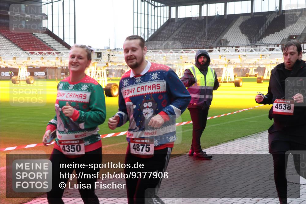 07.12.2025 - St. Pauli X-Mass-Run No. 15 Luisa Fischer http://msf.ph/oto/9377908 07.12.2025 10:28:28 Ziel 4350, 5, 4875, 4538, 175, 1507, 1717, 1742, 1745, 2060, 2101, 2188, 2526, 2677, 2723, 3154, 3156, 3395, 3412, 3413, 3454, 3458, 3472, 3706, 3707, 3713, 3727, 3729, 3730, 3879, 3881, 3883, 4064, 4065, 4132, 4133, 4159, 4160, 4189, 4245, 4344, 4350, 4376, 4380, 4383, 4453, 4454, 4462, 4463, 4515, 4516, 4527, 4538, 4697, 4698, 4700, 4701, 4702, 4704, 4706, 4707, 4708, 4710, 4875 meine-sportfotos.de