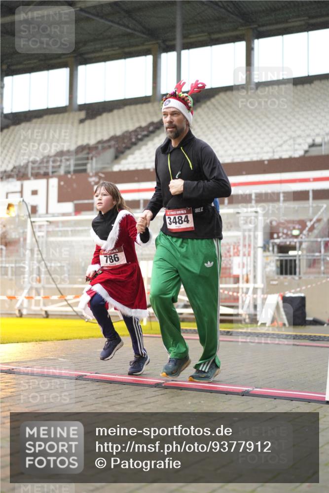 07.12.2025 - St. Pauli X-Mass-Run No. 15 Patografie http://msf.ph/oto/9377912 07.12.2025 10:08:48 Ziel 19, 390, 707, 786, 789, 947, 1002, 1031, 1176, 1570, 2126, 2521, 3212, 3300, 3332, 3335, 3484, 3671, 3891, 3904, 3907, 4232, 4234, 4451 meine-sportfotos.de