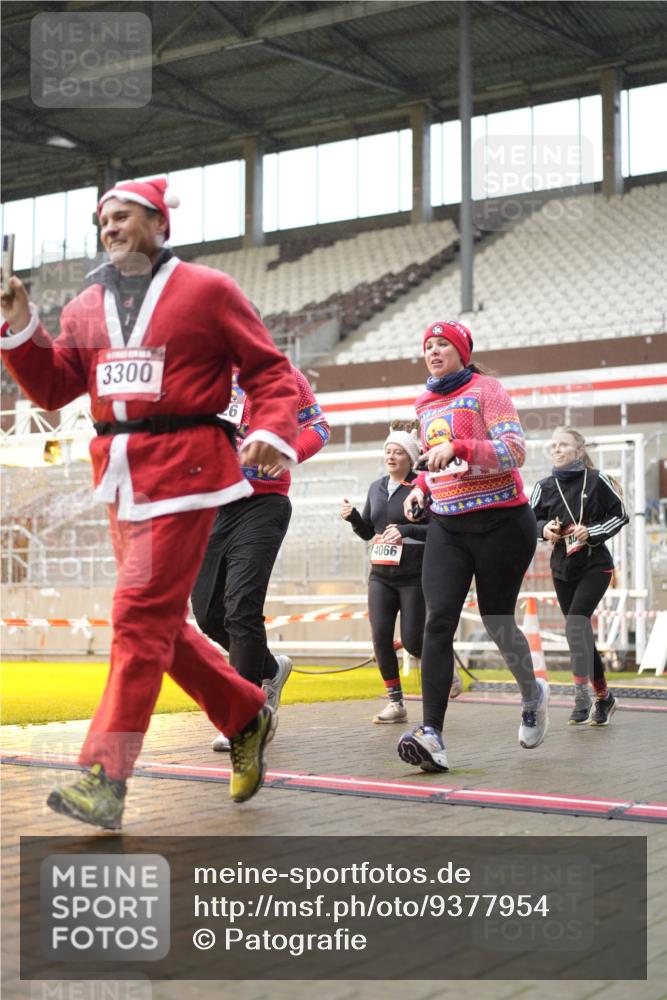07.12.2025 - St. Pauli X-Mass-Run No. 15 Patografie http://msf.ph/oto/9377954 07.12.2025 10:08:53 Ziel 19, 390, 707, 786, 789, 947, 1002, 1031, 1176, 1461, 1465, 1570, 1575, 1576, 2126, 2521, 3300, 3332, 3335, 3484, 3891, 3904, 3907, 4066, 4067, 4068 meine-sportfotos.de