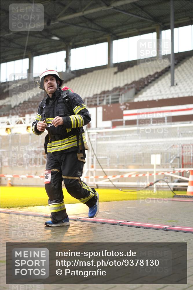 07.12.2025 - St. Pauli X-Mass-Run No. 15 Patografie http://msf.ph/oto/9378130 07.12.2025 10:09:17 Ziel 881, 896, 899, 960, 1243, 1248, 1718, 3493, 3756, 4113, 4666 meine-sportfotos.de