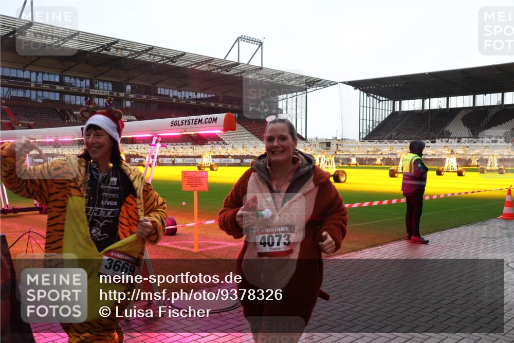 07.12.2025 - St. Pauli X-Mass-Run No. 15 Luisa Fischer http://msf.ph/oto/9378326 07.12.2025 10:29:36 Ziel 3669, 15, 4073, 161, 165, 450, 458, 1095, 1308, 1330, 1373, 1548, 1550, 1566, 1677, 1842, 2001, 2046, 2051, 2397, 2874, 3115, 3299, 3470, 3669, 3938, 3942, 4007, 4009, 4073, 4264, 4265, 4266, 4291, 4414, 4440, 4446, 4449, 4450, 4531, 4543, 4544, 4695 meine-sportfotos.de