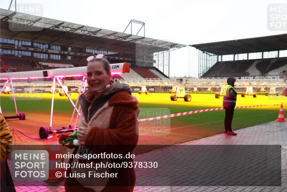 07.12.2025 - St. Pauli X-Mass-Run No. 15 Luisa Fischer http://msf.ph/oto/9378330 07.12.2025 10:29:36 Ziel 407, 161, 165, 450, 458, 1095, 1308, 1330, 1373, 1548, 1550, 1566, 1677, 1842, 2001, 2046, 2051, 2397, 2874, 3115, 3299, 3470, 3669, 3938, 3942, 4007, 4009, 4073, 4264, 4265, 4266, 4291, 4414, 4440, 4446, 4449, 4450, 4531, 4543, 4544, 4695 meine-sportfotos.de