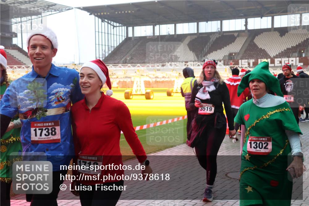 07.12.2025 - St. Pauli X-Mass-Run No. 15 Luisa Fischer http://msf.ph/oto/9378618 07.12.2025 10:05:03 Ziel 15, 1738, 15, 1712, 1, 3519, 15, 1302, 628, 113, 713, 1217, 1291, 1302, 1522, 1701, 1712, 1738, 1871, 2454, 2569, 2570, 3188, 3477, 3894, 3911, 4080, 4553, 4557, 4673 meine-sportfotos.de