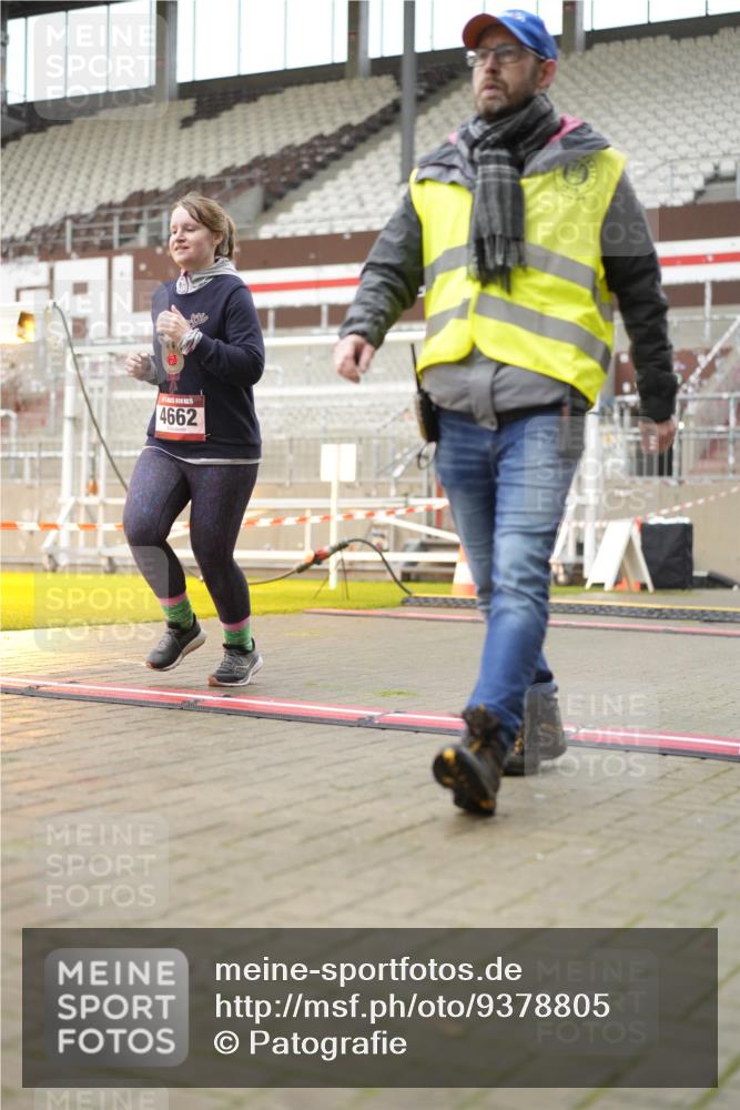 07.12.2025 - St. Pauli X-Mass-Run No. 15 Patografie http://msf.ph/oto/9378805 07.12.2025 10:11:23 Ziel 1969, 3354, 3815, 4499, 4525, 4659, 4661, 4662 meine-sportfotos.de