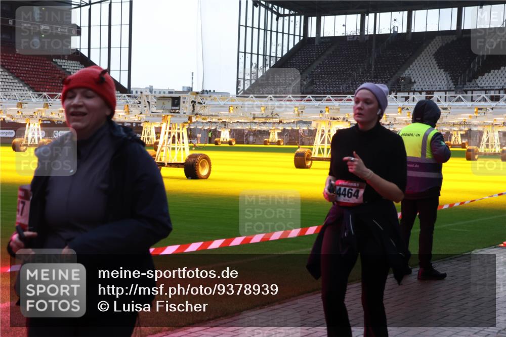 07.12.2025 - St. Pauli X-Mass-Run No. 15 Luisa Fischer http://msf.ph/oto/9378939 07.12.2025 10:31:32 Ziel 7, 3, 4464, 343, 594, 601, 608, 1015, 1075, 1545, 1698, 1700, 2073, 2171, 2172, 2537, 2914, 3889, 3936, 3940, 3982, 3986, 4412, 4464, 4845, 4847 meine-sportfotos.de