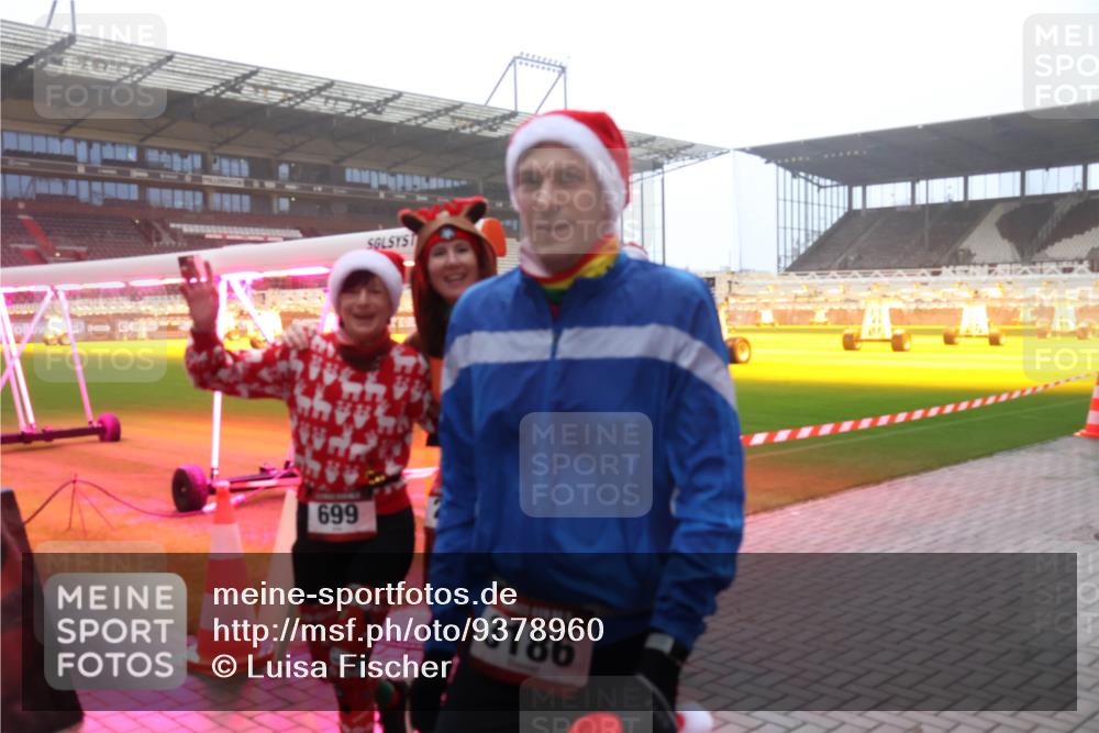 07.12.2025 - St. Pauli X-Mass-Run No. 15 Luisa Fischer http://msf.ph/oto/9378960 07.12.2025 10:05:46 Ziel 699, 3186, 114, 123, 202, 210, 292, 385, 543, 668, 699, 945, 950, 1121, 1215, 1222, 1316, 1374, 1481, 1661, 1761, 1973, 1991, 2168, 2249, 2856, 2866, 3186, 3231, 3307, 3311, 3386, 4036, 4552, 4555, 4556, 4558, 4559, 4560 meine-sportfotos.de