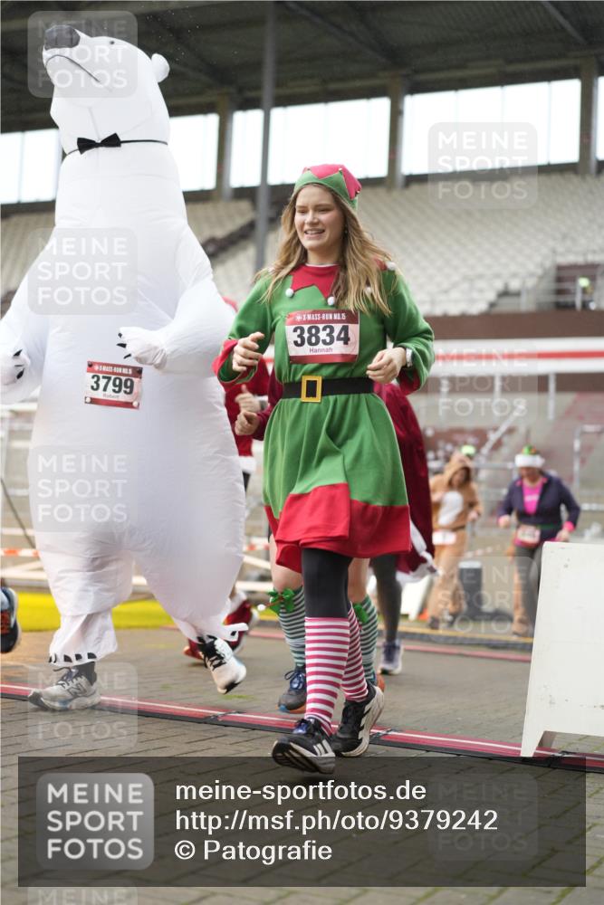 07.12.2025 - St. Pauli X-Mass-Run No. 15 Patografie http://msf.ph/oto/9379242 07.12.2025 10:12:37 Ziel 9, 18, 2758, 2760, 2770, 3040, 3428, 3514, 3551, 3557, 3585, 3799, 3834, 3836 meine-sportfotos.de