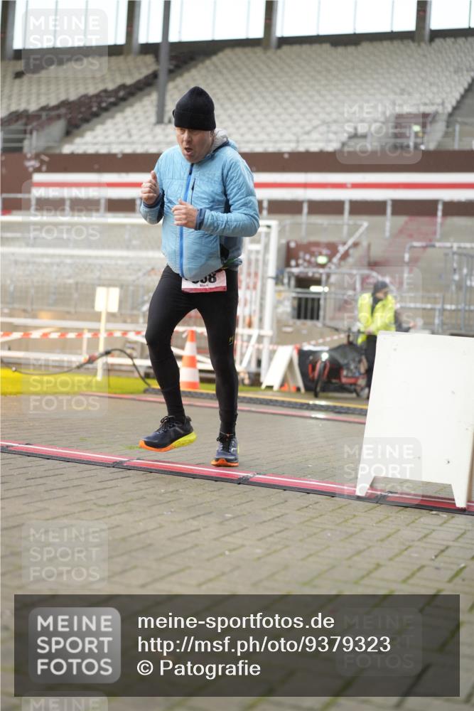 07.12.2025 - St. Pauli X-Mass-Run No. 15 Patografie http://msf.ph/oto/9379323 07.12.2025 10:12:44 Ziel 9, 18, 938, 2687, 3040, 3428, 3514, 3551, 3557, 3799, 3834, 3836 meine-sportfotos.de