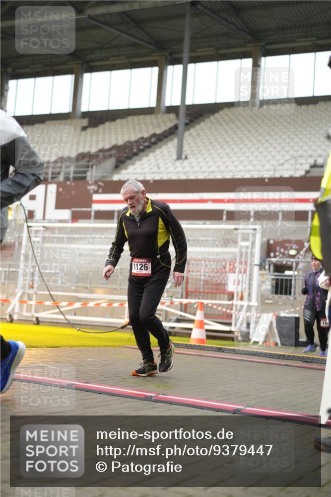 07.12.2025 - St. Pauli X-Mass-Run No. 15 Patografie http://msf.ph/oto/9379447 07.12.2025 10:13:05 Ziel 80, 1044, 1126, 1397, 1733, 2711, 2712, 3588, 3589, 4081, 4082, 4083, 4487, 4664 meine-sportfotos.de