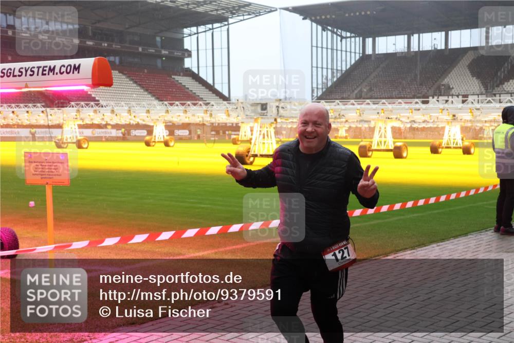 07.12.2025 - St. Pauli X-Mass-Run No. 15 Luisa Fischer http://msf.ph/oto/9379591 07.12.2025 10:07:00 Ziel 127, 34, 127, 148, 150, 187, 217, 562, 867, 893, 967, 969, 1007, 1103, 1119, 1369, 1479, 1480, 1505, 1832, 1937, 1946, 2129, 2894, 2968, 3189, 3196, 3213, 3232, 3330, 3333, 3534, 3535, 3536, 3537, 3970, 3971, 4246, 4459, 4657, 4665, 4670, 4672, 4676, 4677, 4735, 4736, 4738, 4739 meine-sportfotos.de