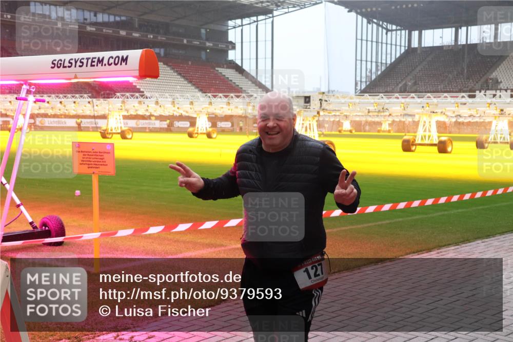 07.12.2025 - St. Pauli X-Mass-Run No. 15 Luisa Fischer http://msf.ph/oto/9379593 07.12.2025 10:07:00 Ziel 4, 127, 34, 127, 148, 150, 187, 217, 562, 867, 893, 967, 969, 1007, 1103, 1119, 1369, 1479, 1480, 1505, 1832, 1937, 1946, 2129, 2894, 2968, 3189, 3196, 3213, 3232, 3330, 3333, 3534, 3535, 3536, 3537, 3970, 3971, 4246, 4459, 4657, 4665, 4670, 4672, 4676, 4677, 4735, 4736, 4738, 4739 meine-sportfotos.de