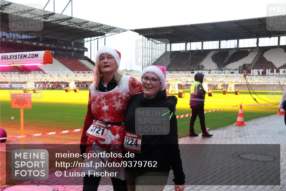 07.12.2025 - St. Pauli X-Mass-Run No. 15 Luisa Fischer http://msf.ph/oto/9379762 07.12.2025 10:36:12 Ziel 4, 3721, 15, 3224, 350, 998, 1100, 1365, 1822, 2489, 3224, 3476, 3721, 4034, 4595 meine-sportfotos.de