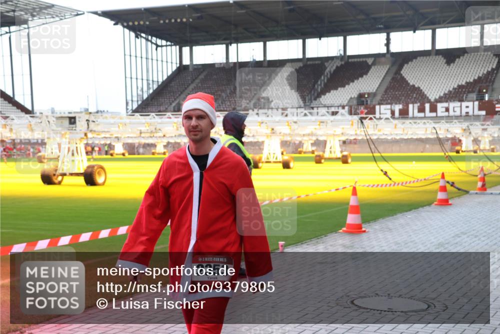 07.12.2025 - St. Pauli X-Mass-Run No. 15 Luisa Fischer http://msf.ph/oto/9379805 07.12.2025 10:36:22 Ziel 15, 2353, 350, 1822, 2489, 3476, 4034 meine-sportfotos.de