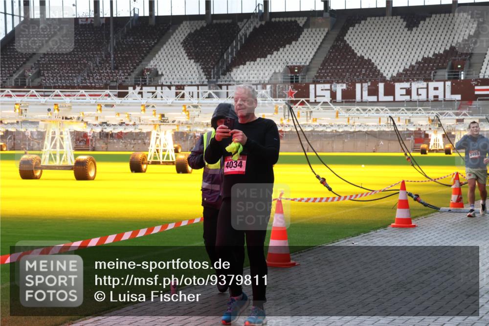 07.12.2025 - St. Pauli X-Mass-Run No. 15 Luisa Fischer http://msf.ph/oto/9379811 07.12.2025 10:36:35 Ziel 4034, 2489, 350, 2489, 2948, 3089, 3476, 4034 meine-sportfotos.de