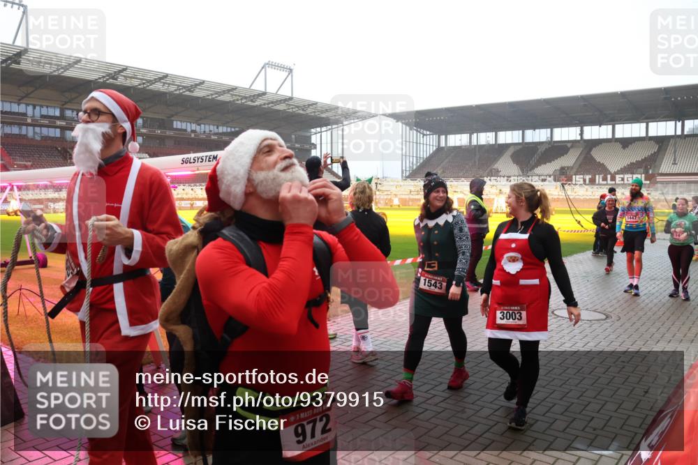 07.12.2025 - St. Pauli X-Mass-Run No. 15 Luisa Fischer http://msf.ph/oto/9379915 07.12.2025 10:08:13 Ziel 972, 1543, 3003, 1447, 256, 265, 272, 517, 657, 685, 716, 767, 1187, 1234, 1447, 1449, 1543, 1905, 3003, 3627, 3628, 4231, 4623, 4624, 4626, 4734, 4737, 4740 meine-sportfotos.de