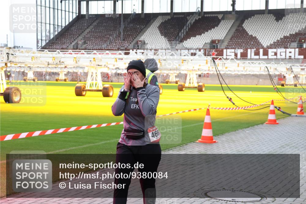 07.12.2025 - St. Pauli X-Mass-Run No. 15 Luisa Fischer http://msf.ph/oto/9380084 07.12.2025 10:37:37 Ziel 469, 1, 37, 503, 511, 521, 665, 2349, 2351, 2615, 3056, 3090, 3214, 3263, 4690, 4691, 4693, 4761 meine-sportfotos.de
