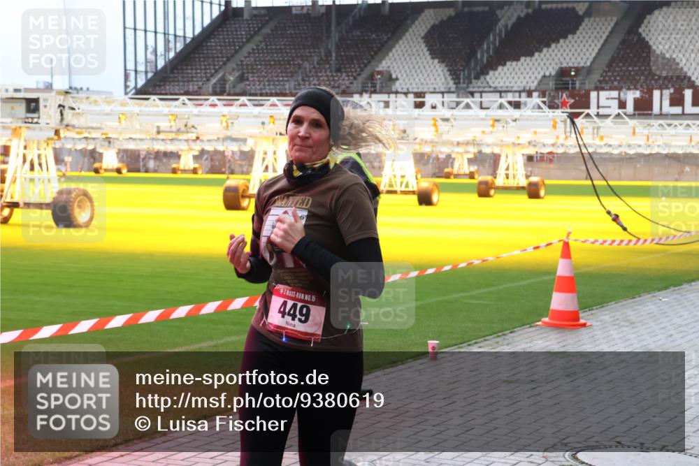 07.12.2025 - St. Pauli X-Mass-Run No. 15 Luisa Fischer http://msf.ph/oto/9380619 07.12.2025 10:41:29 Ziel 6, 15, 449, 284, 288, 406, 449, 545, 575, 952, 1153, 1457, 2330, 2331, 2555, 2559, 3047, 3264, 3265, 3407, 3951, 4041, 4304, 4617, 4773, 4856, 4871 meine-sportfotos.de