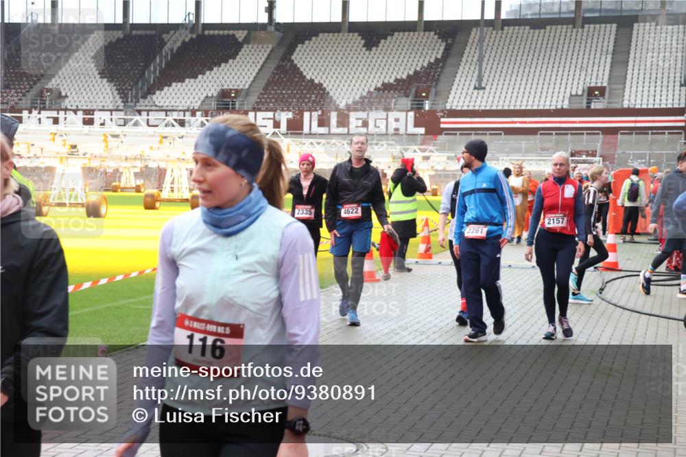 07.12.2025 - St. Pauli X-Mass-Run No. 15 Luisa Fischer http://msf.ph/oto/9380891 07.12.2025 10:43:00 Ziel 116, 2335, 4622, 2157, 2261, 116, 519, 563, 598, 604, 625, 1272, 1358, 1434, 1438, 1758, 2012, 2013, 2061, 2155, 2157, 2261, 2621, 2622, 2722, 2931, 3042, 3399, 4045, 4046, 4394, 4441, 4594, 4622, 4857 meine-sportfotos.de