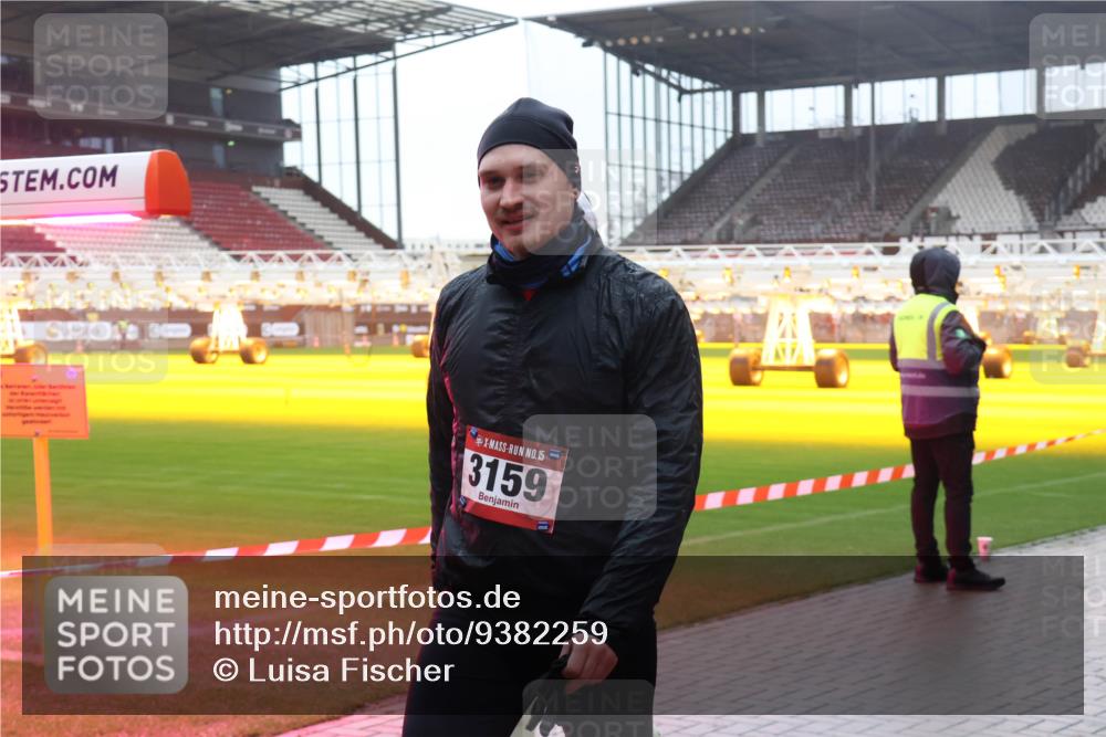 07.12.2025 - St. Pauli X-Mass-Run No. 15 Luisa Fischer http://msf.ph/oto/9382259 07.12.2025 11:22:12 Ziel 15, 3159, 98, 105, 111, 232, 241, 1284, 1297, 1549, 1775, 1779, 1902, 1904, 1907, 1939, 2033, 2197, 2473, 2474, 2579, 3073, 3159, 3283, 3474, 3475, 3820, 3821 meine-sportfotos.de