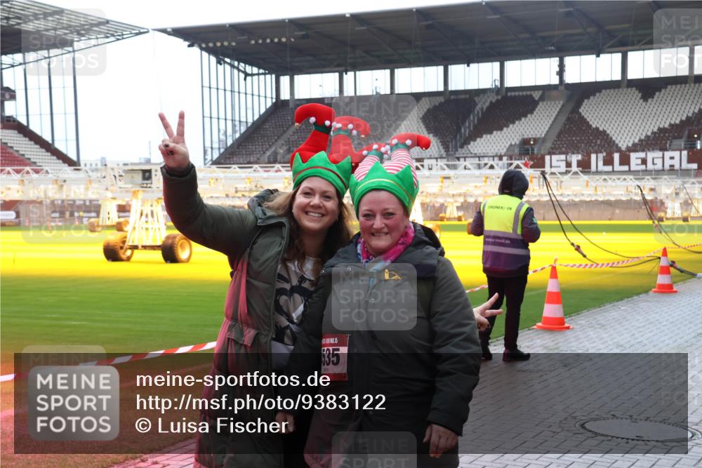 07.12.2025 - St. Pauli X-Mass-Run No. 15 Luisa Fischer http://msf.ph/oto/9383122 07.12.2025 10:51:59 Ziel 5, 535, 275, 328, 1047, 1093, 1964, 1984, 2103, 2105, 2327, 2332, 2553, 2593, 2607, 2642, 2643, 2674, 2836, 2837, 2959, 3199, 3223, 3228, 3342, 4862 meine-sportfotos.de