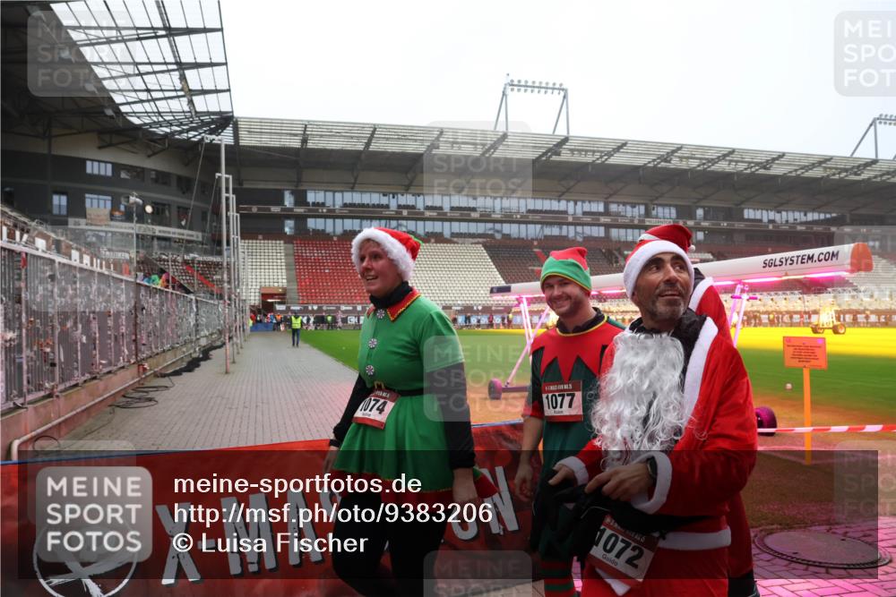 07.12.2025 - St. Pauli X-Mass-Run No. 15 Luisa Fischer http://msf.ph/oto/9383206 07.12.2025 10:13:27 Ziel 1074, 1077, 5, 1072, 9, 18, 80, 938, 1044, 1126, 1397, 1733, 2687, 2711, 2712, 2770, 3040, 3428, 3514, 3551, 3557, 3585, 3588, 3589, 3799, 3834, 3836, 4081, 4082, 4083, 4487, 4664 meine-sportfotos.de