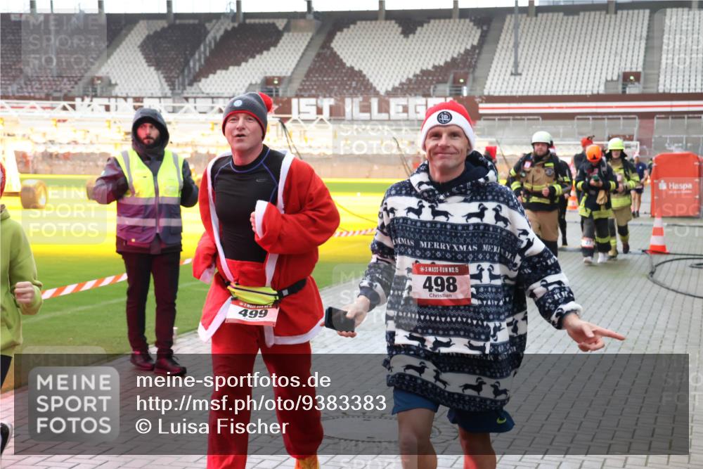 07.12.2025 - St. Pauli X-Mass-Run No. 15 Luisa Fischer http://msf.ph/oto/9383383 07.12.2025 10:52:45 Ziel 499, 15, 498, 27, 499, 506, 654, 931, 1098, 1964, 1982, 1984, 2165, 2287, 2289, 2592, 2661, 2836, 2837, 4550, 4797, 4864, 4865, 4866, 4879, 4880, 4882 meine-sportfotos.de