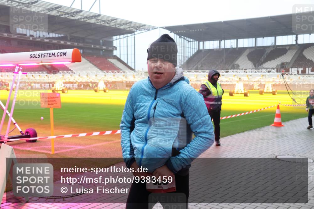 07.12.2025 - St. Pauli X-Mass-Run No. 15 Luisa Fischer http://msf.ph/oto/9383459 07.12.2025 10:13:38 Ziel 956, 2712, 9, 18, 80, 938, 1044, 1062, 1126, 1220, 1397, 1733, 2687, 2711, 2712, 3040, 3588, 3589, 4081, 4082, 4083, 4487, 4664 meine-sportfotos.de