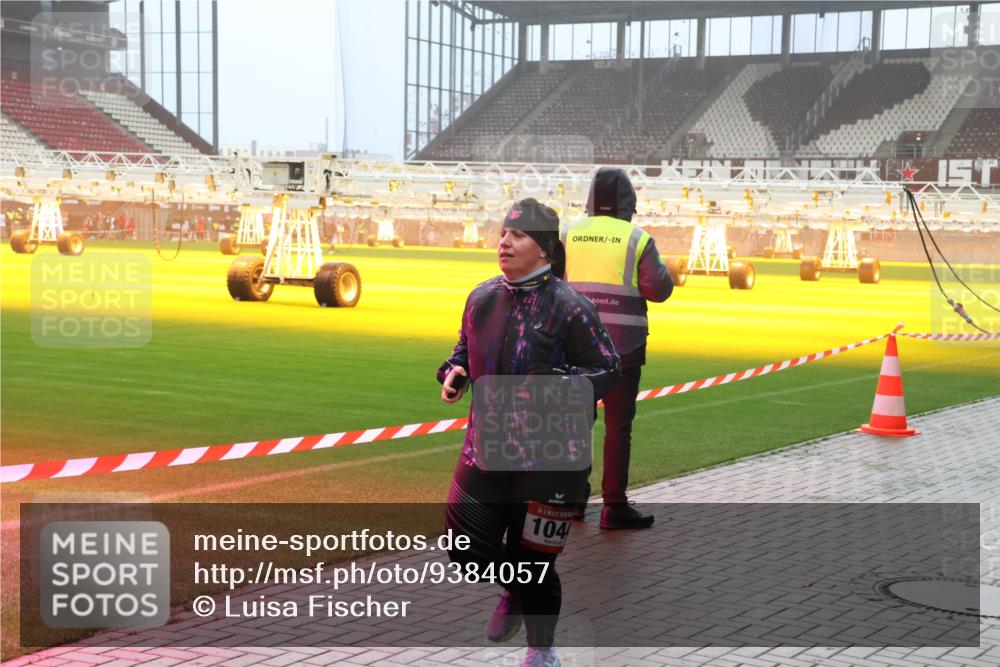 07.12.2025 - St. Pauli X-Mass-Run No. 15 Luisa Fischer http://msf.ph/oto/9384057 07.12.2025 10:14:27 Ziel 104, 88, 174, 352, 970, 1699, 2905, 2951, 3243, 4371, 4489, 4502, 4526, 4545 meine-sportfotos.de